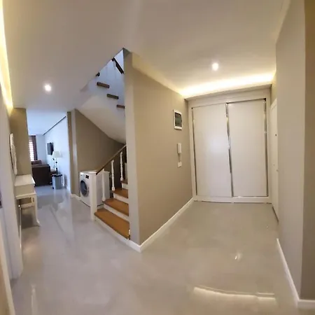 Apartamento Huge Duplex Apartment, Kargicak / Alanya, 5 Rooms, 330 M2 Living Space, Close To The