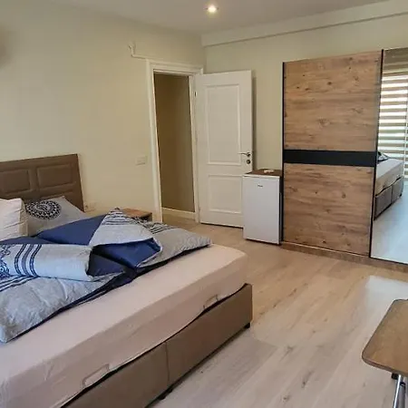 Huge Duplex Apartment, Kargicak / Alanya, 5 Rooms, 330 M2 Living Space, Close To The Apartamento *