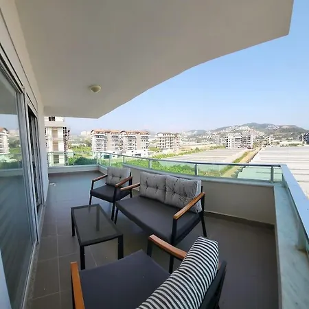 Huge Duplex Apartment, Kargicak / Alanya, 5 Rooms, 330 M2 Living Space, Close To The Apartamento *